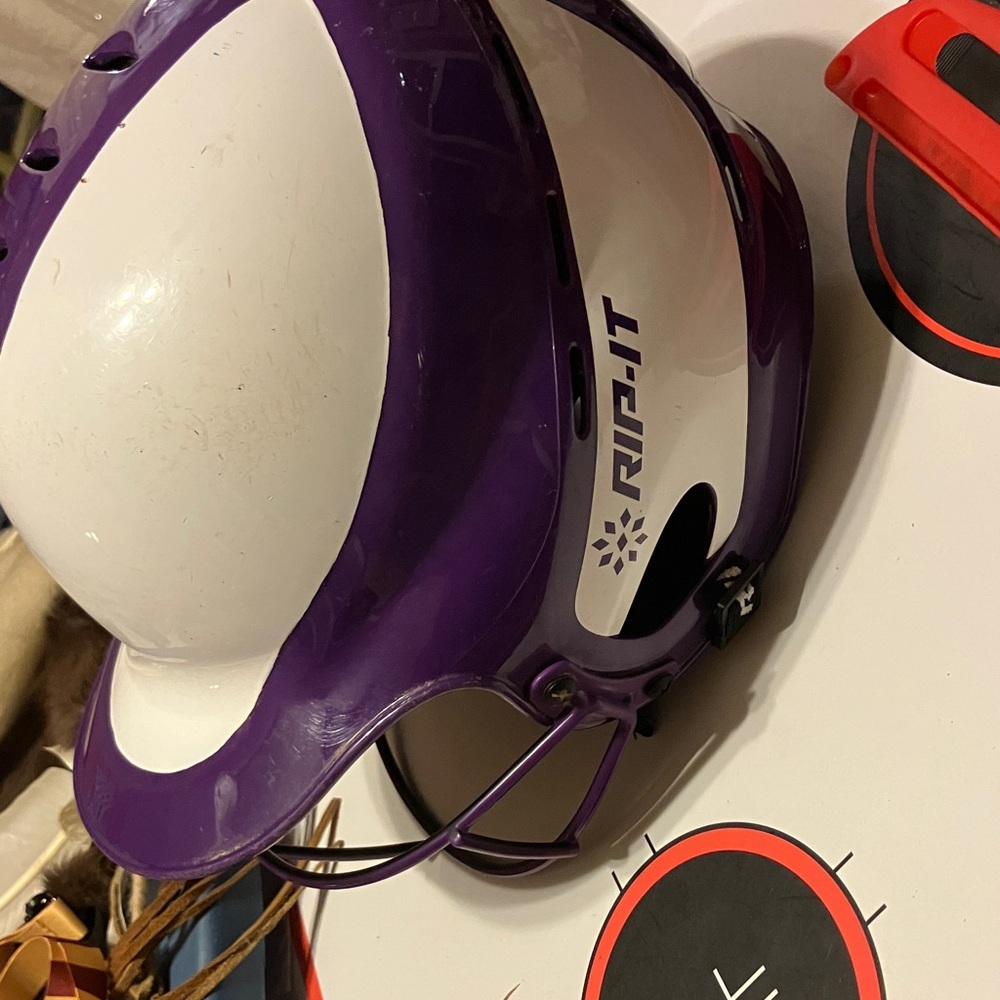 Rip-It Vision Pro Softball Batter Helmet Mask White Small- Med  6 - 7 7/8
